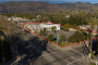 property gallery-image